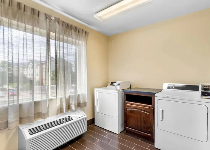 Comfort Inn & Suites Near University Of Wyoming