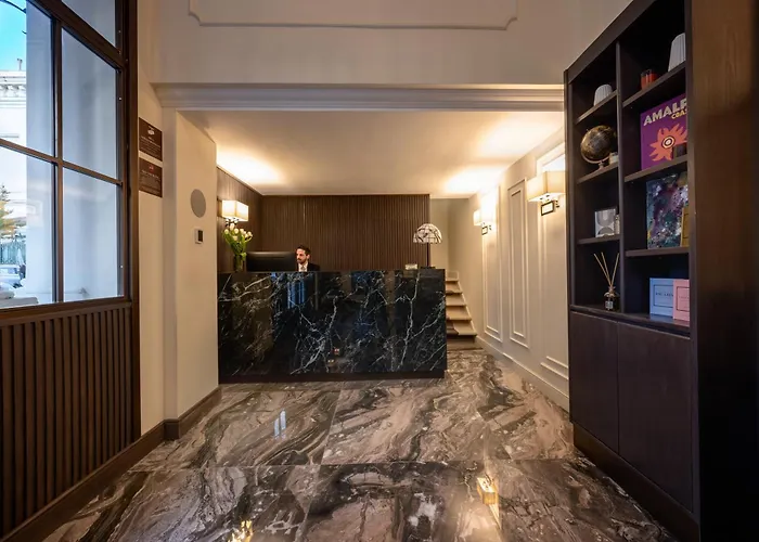 Bh Hotel