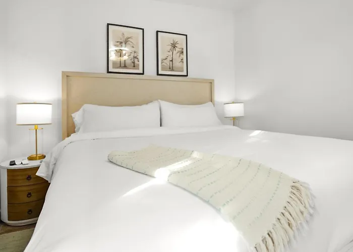 The Mary Anne Boutique Hotel Usvi