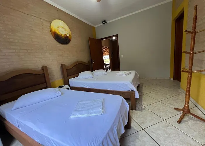 Pousada e Camping Claro Casa de Pedra