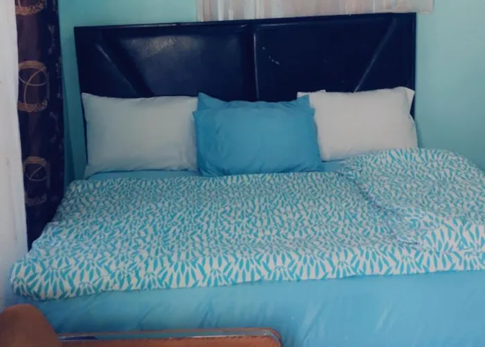 Luxury Place Hotel And Apartments