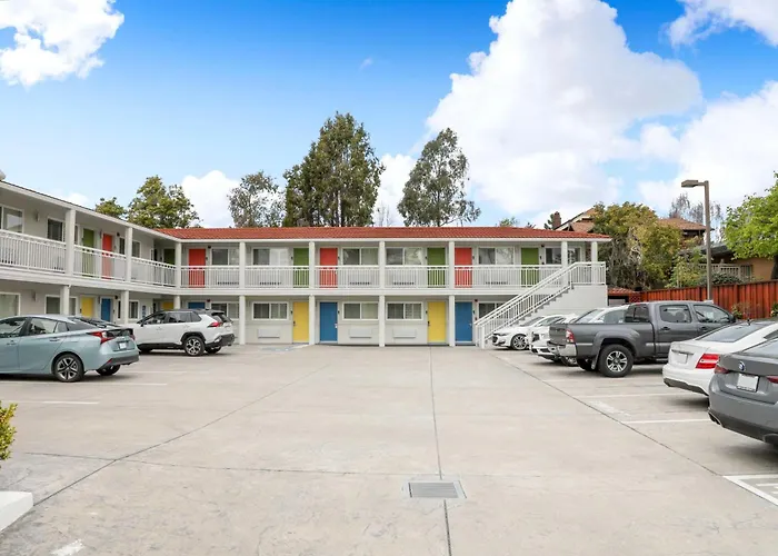 Signature Inn Berkeley
