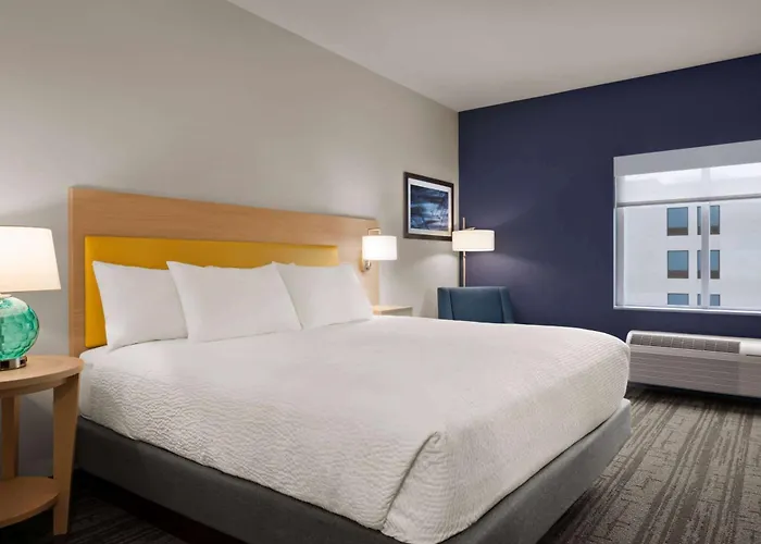 Days Inn by Wyndham Beaumont West I-10 Walden