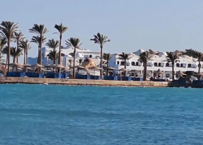 Tiba Golden Beach Resort, Down Town