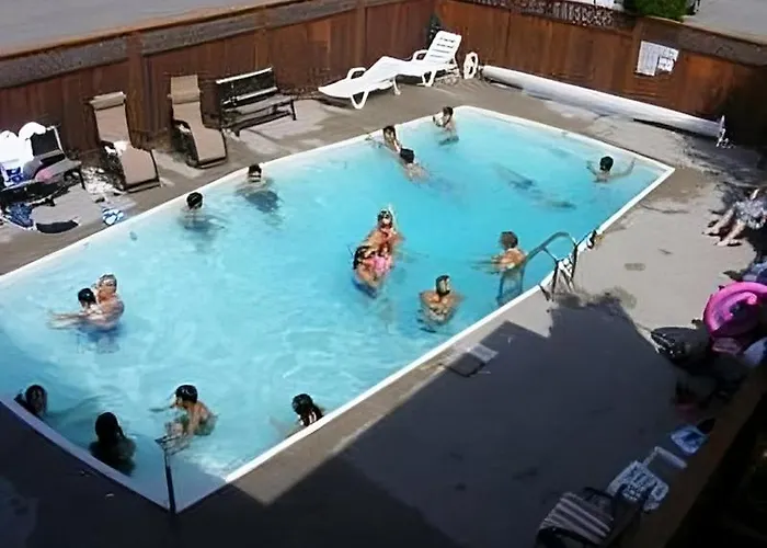Camaray Motel