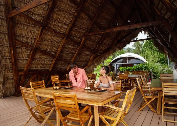 Almare Zonte - Beachfront Glamping Hotel