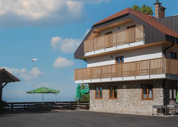 Tonckov Dom Na Lisci