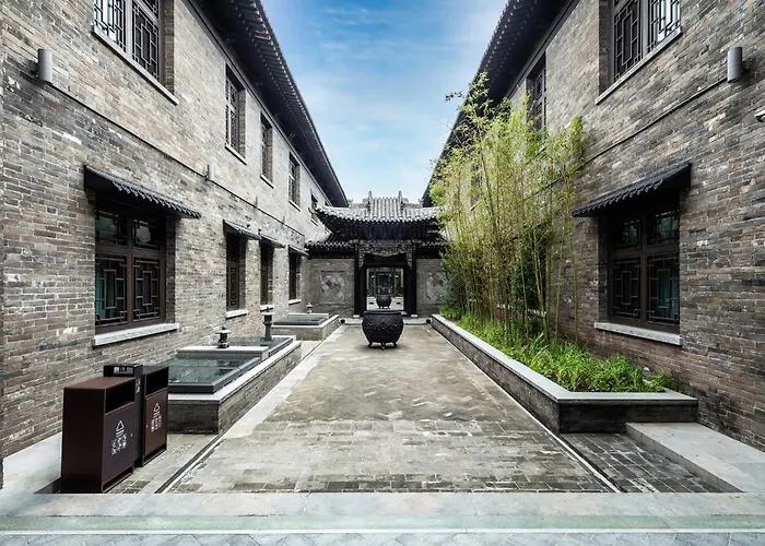 Xinghuacun Hotel
