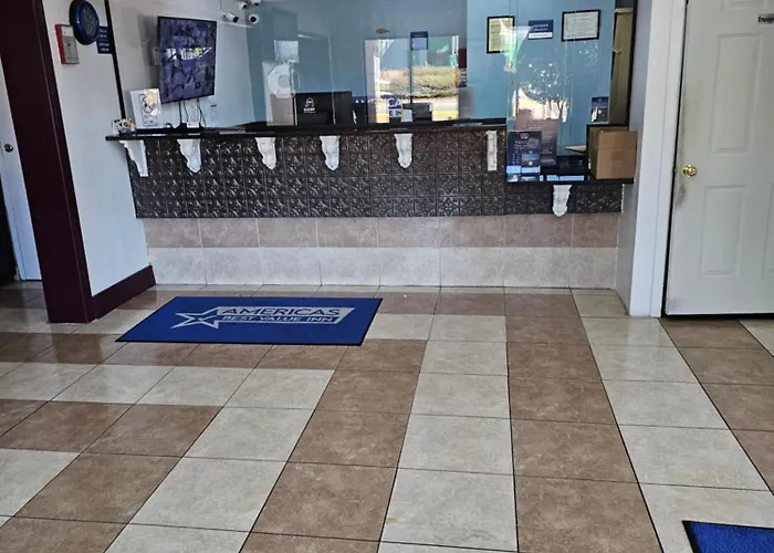 Americas Best Value Inn Stockbridge