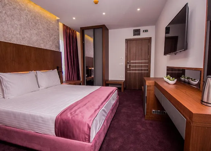 Hotel Bograd - Apartments & Lounge Station