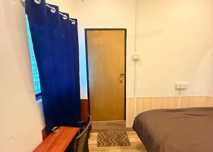 Dream Lodging