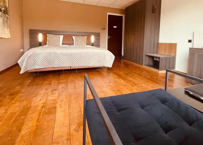 Hotel Rooms
