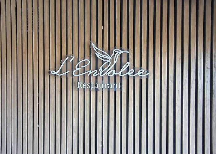 Logis - Hotel & Restaurant Des Lacs Paris Sud
