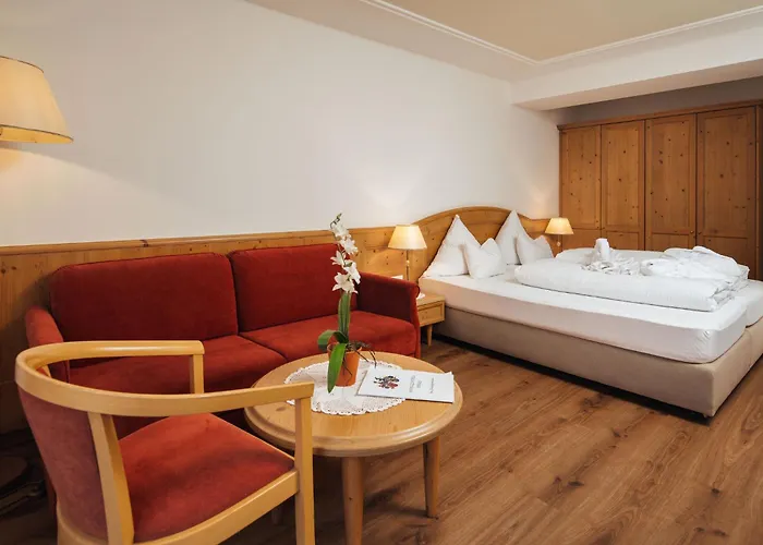 Hotel Garni Alpenruh-Micheluzzi
