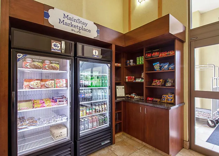 Mainstay Suites Madison - Monona
