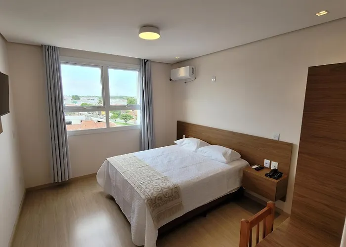 Ekt Executive Hotel