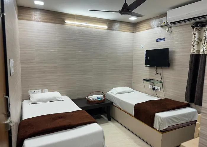 Hotel Vallabha Residency