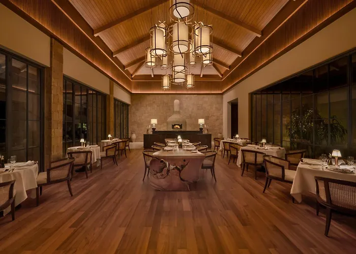 The Oberoi Vindhyavilas, Bandhavgarh