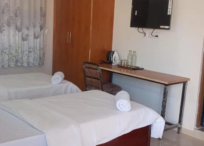 Elis Homestayz
