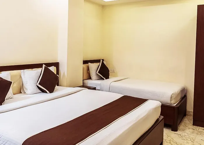 Hotel Saran Palani