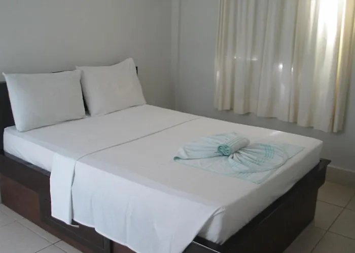 Serrano Park Hotel