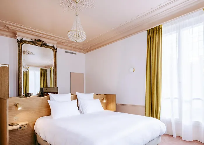 Le Charmant Hotel