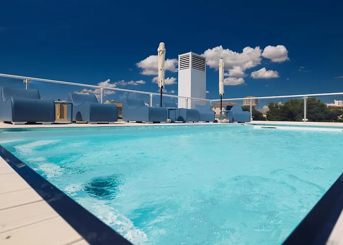 Hotel With Swimming Pool In Marinella Di Selinunte Just 300 Mt From The Sea