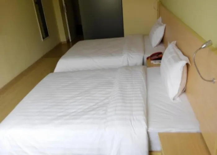 7 Days Inn Jian Jinggangshan University Branch