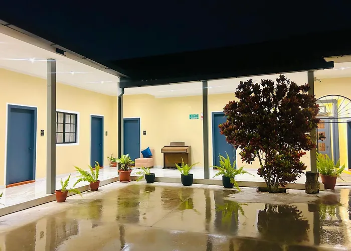 Casa Nueva Accel Hotel