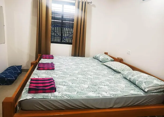 Suvarna Tourist Home