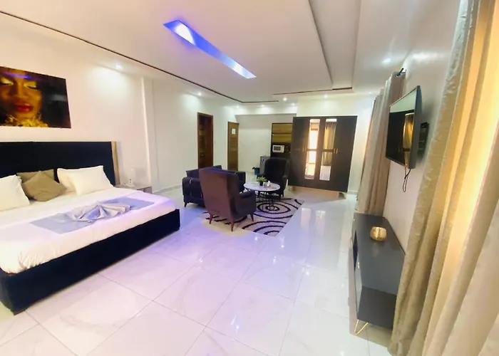 Bi-Hotel 1