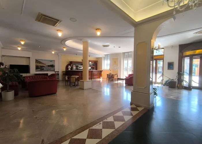 Mariano IV Palace Hotel