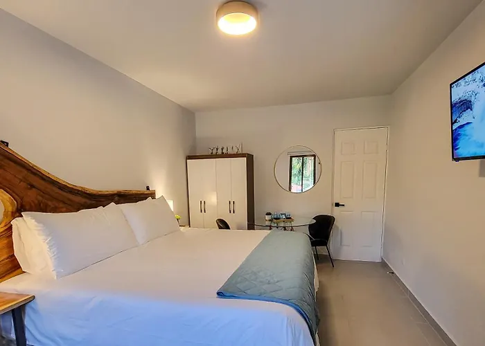 Anika Boutique Suites