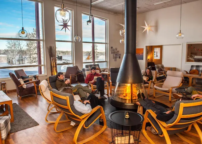 Aurora Mountain Lodge