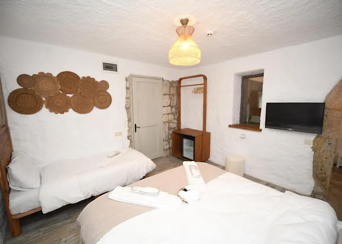 Mahzen Alacati (Adults Only)