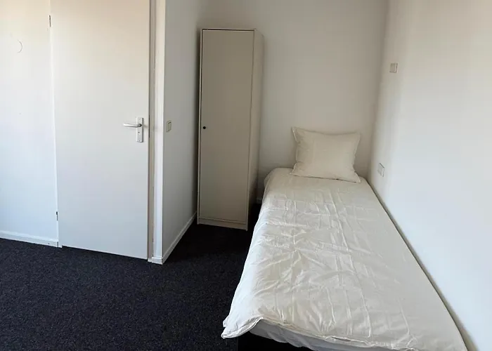 Victor Hotel