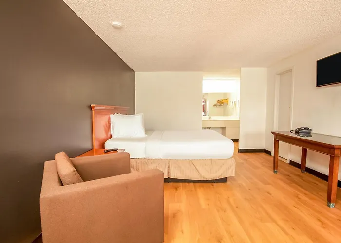 Oyo Hotel Centralia