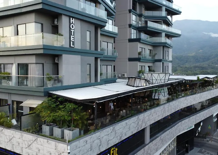 Fr Hotel