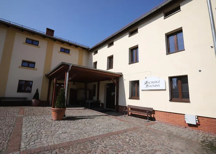 Hotel Sandro Silver&Spichlerz Antoniny