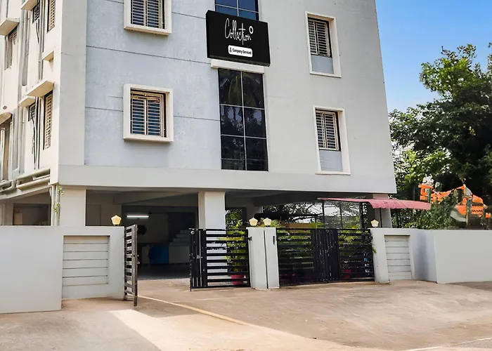 Super Oyo Collection O Kakinada Near Jntu