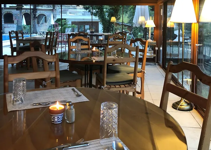 Swiss Eviniz Hotel (Adults Only)