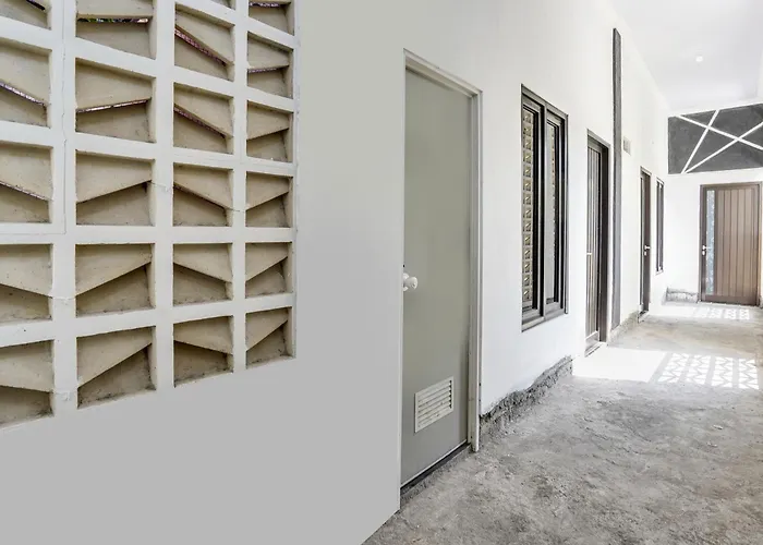 Hotel O Rumah Kost Gresik Syariah