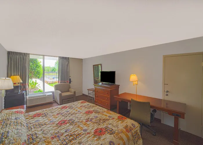 Masters Inn Selma Smithfield I-95 By Oyo