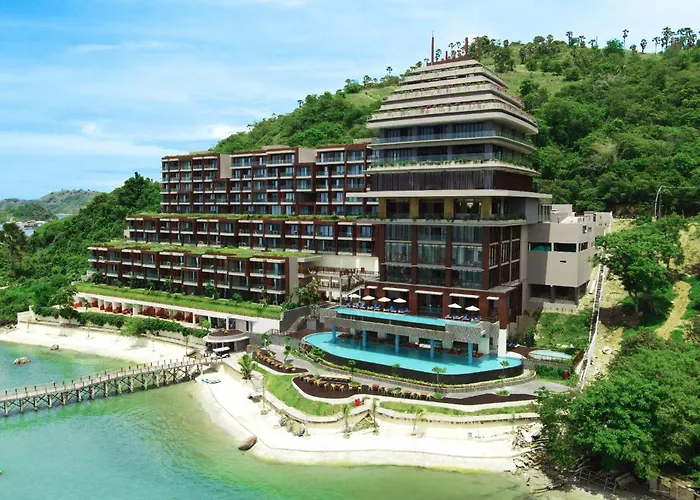 Katamaran Hotel & Resort Komodo