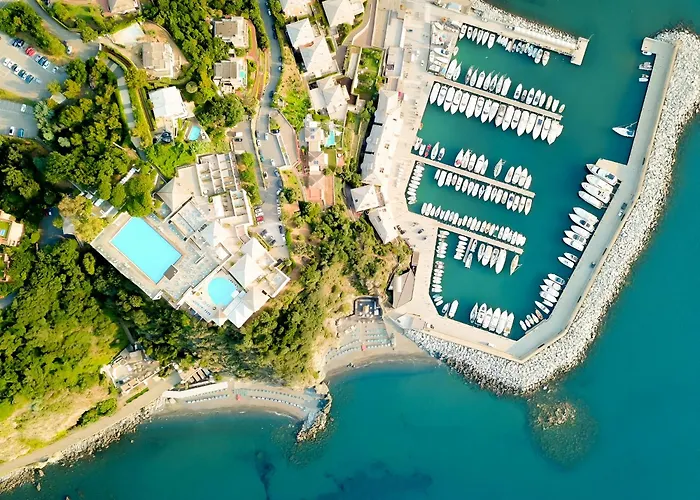 HOTIDAY Room Collection - Arenzano