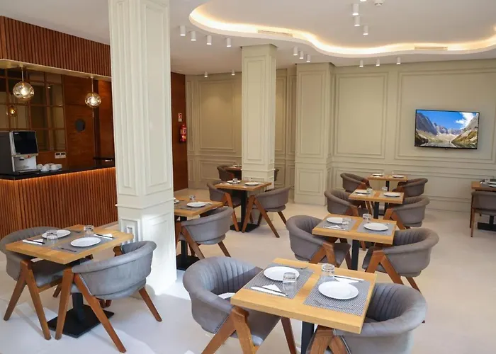 Faho Hotel