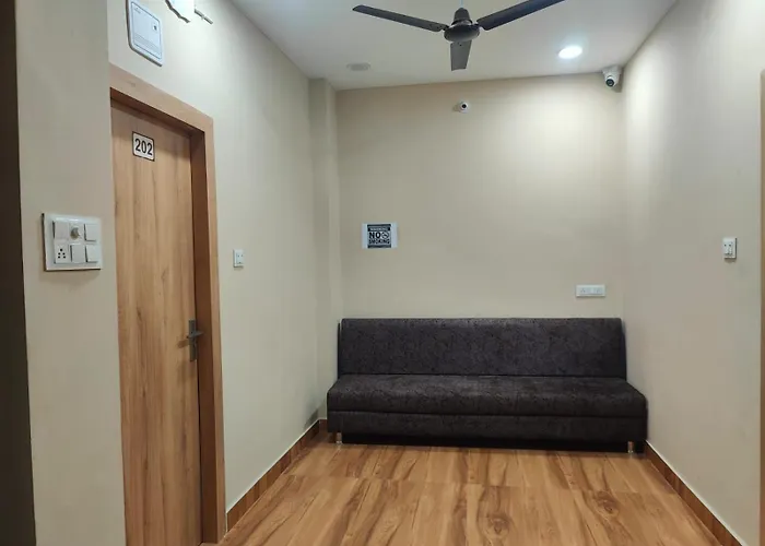 Hotel Bhavya