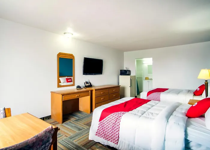 Oyo Hotel Hutchinson West 4Th Ave
