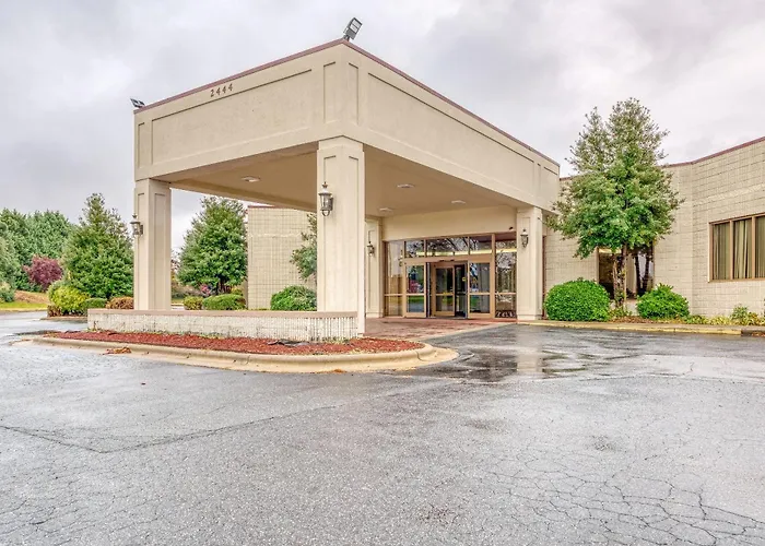 Oyo Hotel Burlington South