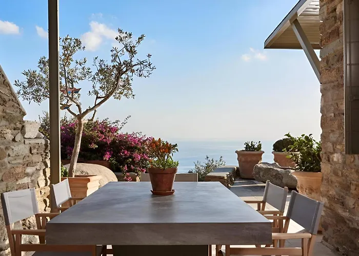 Aeolis Tinos Suites